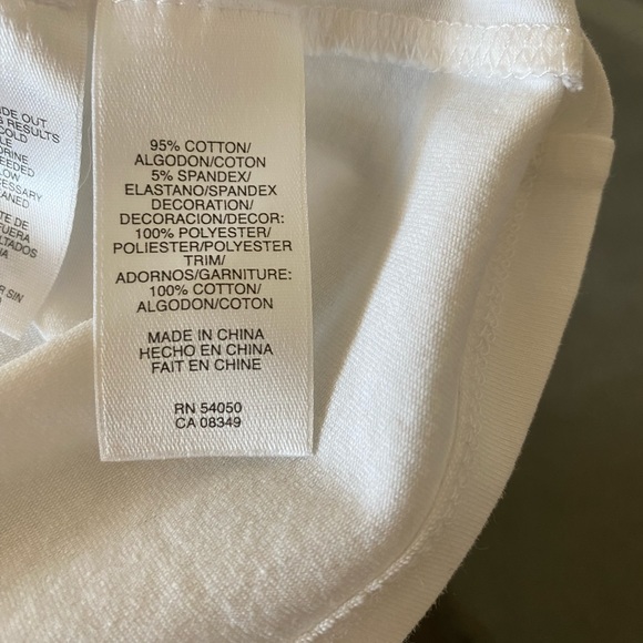 JONES NEW YORK SIGNATURE WHITE RUFFLED TOP - Picture 4 of 8